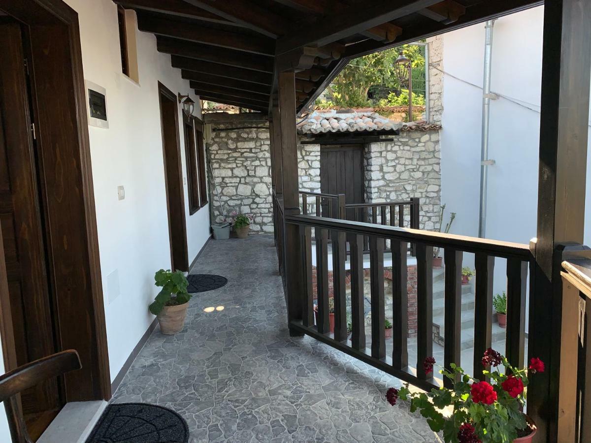 Guest House Genti Berat Szoba fotó